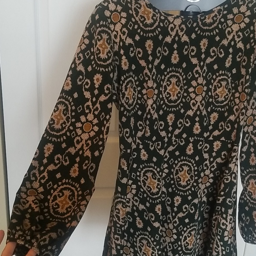 Forever 21 Green Long Sleeve Skater Dress - Picture 2 of 5